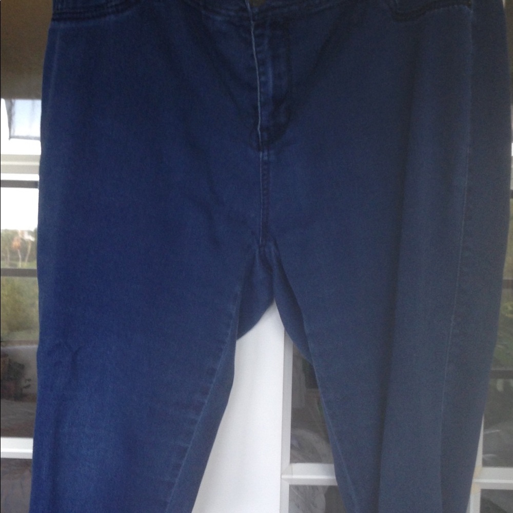 Sz 18 jeans.